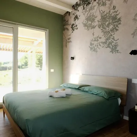 Guest house Casa Raggia 3*