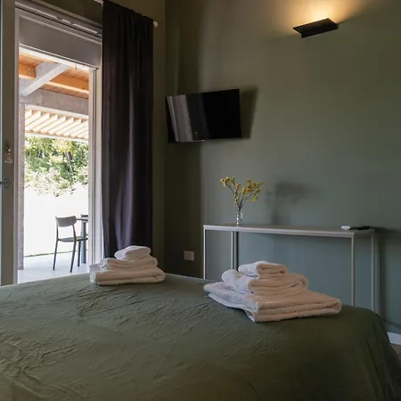 Casa Raggia Guest house Belvedere Ostrense