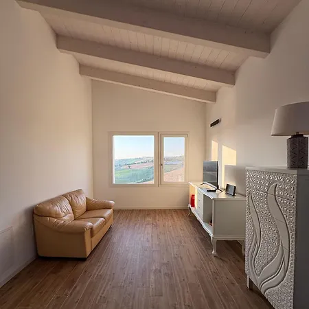 Casa Raggia Belvedere Ostrense